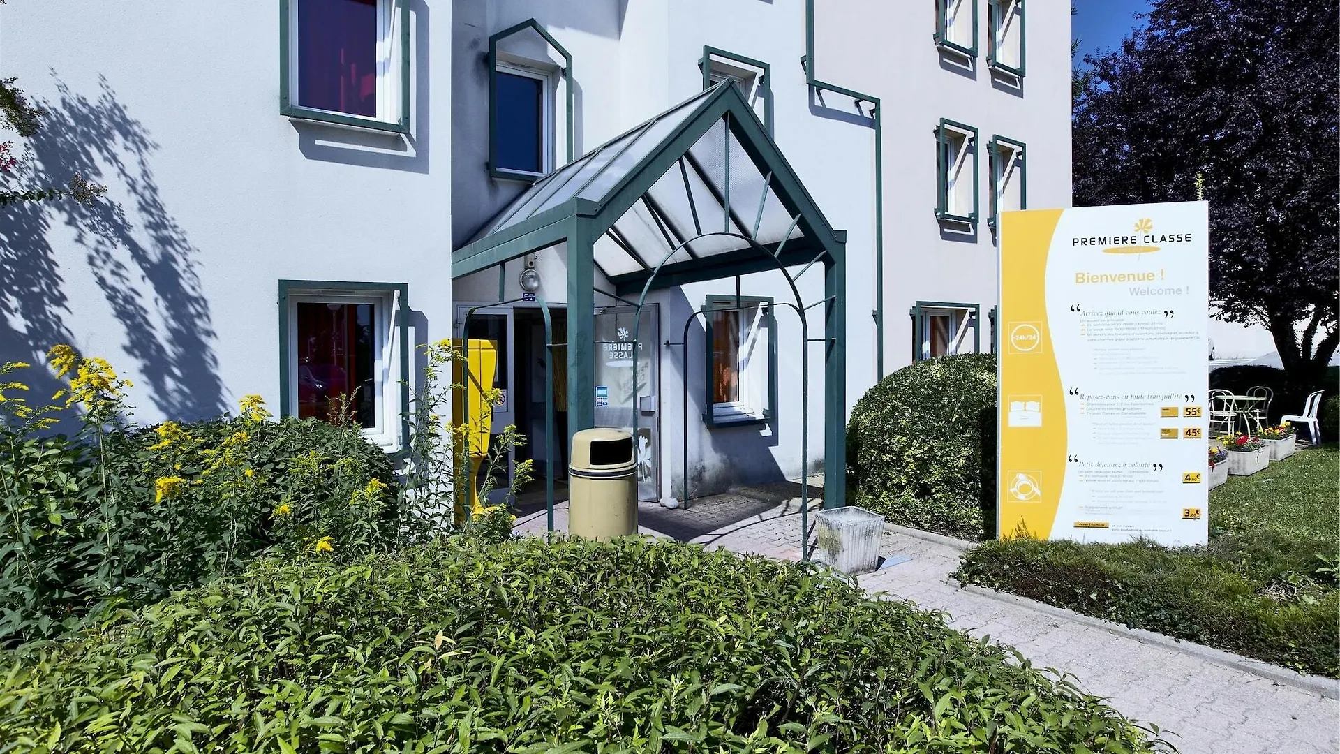 ** Hotel Premiere Classe Geneve - Saint Genis Pouilly France